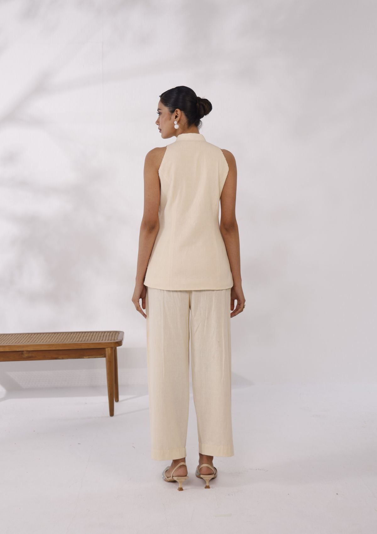 Ivory Mandarin Knotted Sleeveless Set