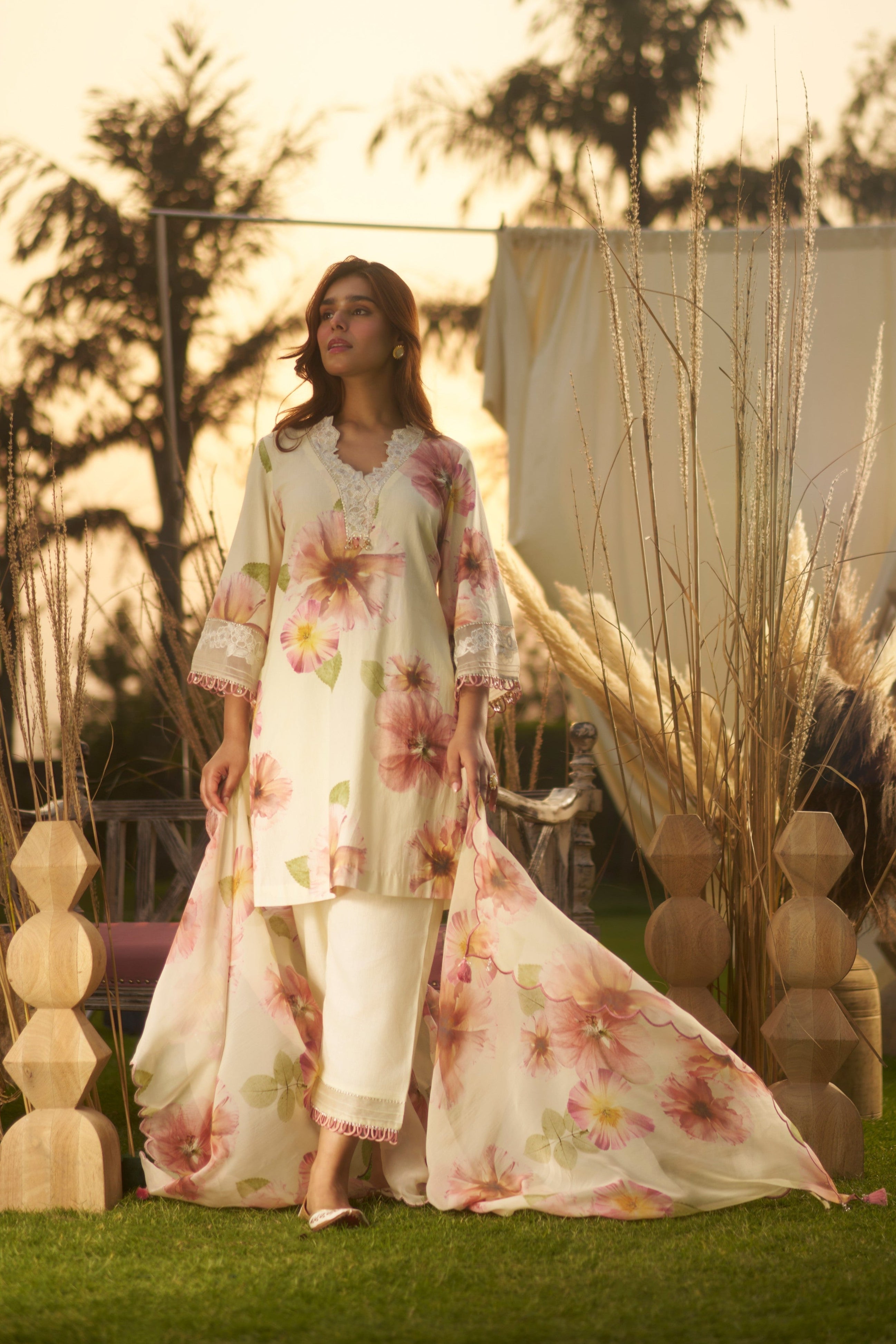 Suhani Ivory Cutwork Kurta Set
