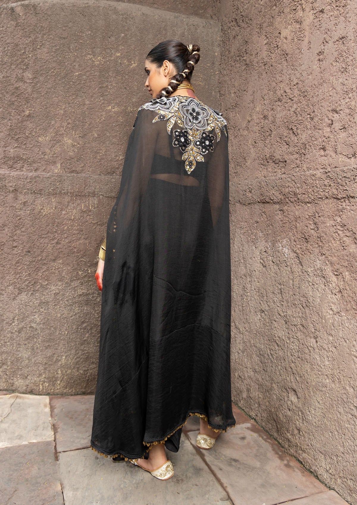 Khushnaz in Zohra Black Embroidered Cape Set
