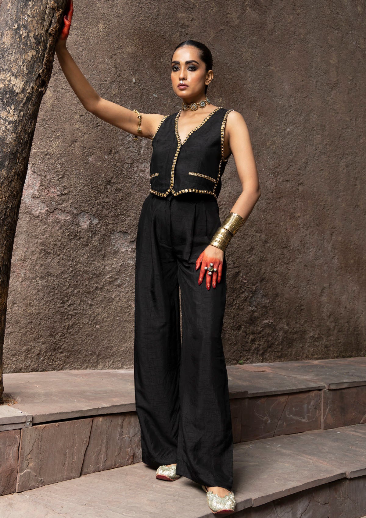 Samiksha Pednakar in Zohra Black Gilet Set