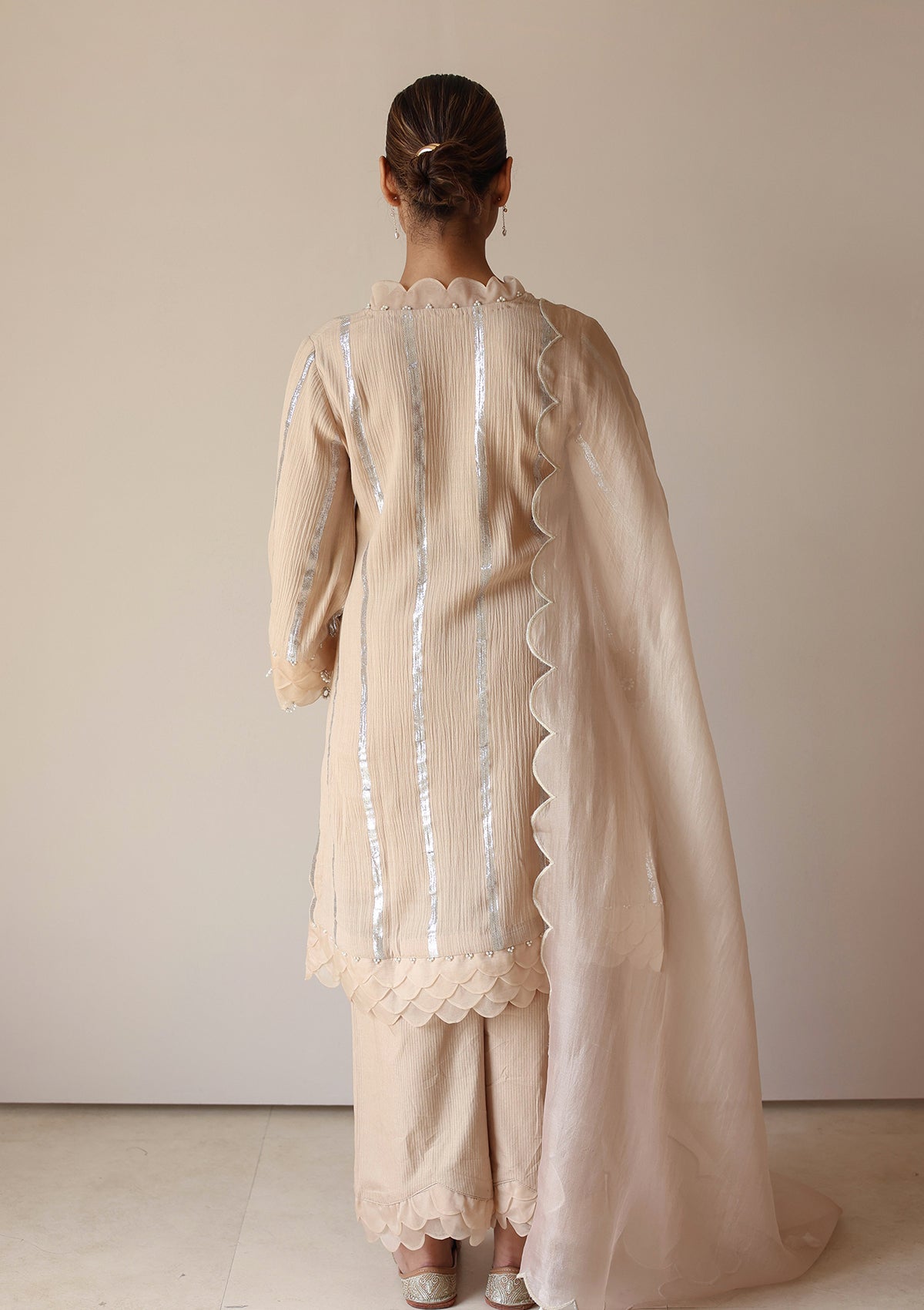 Sand Scalloped Kurta Set