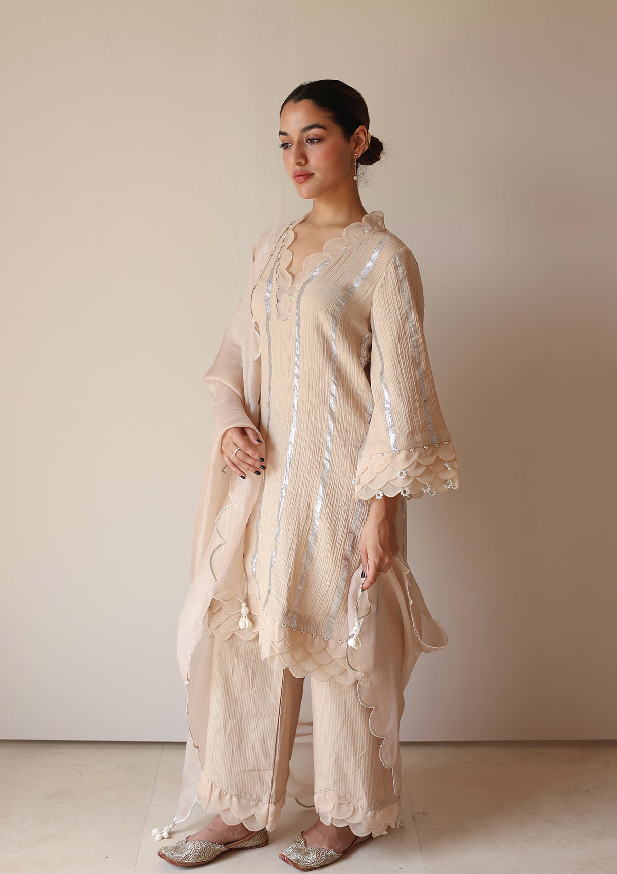 Sand Scalloped Kurta Set