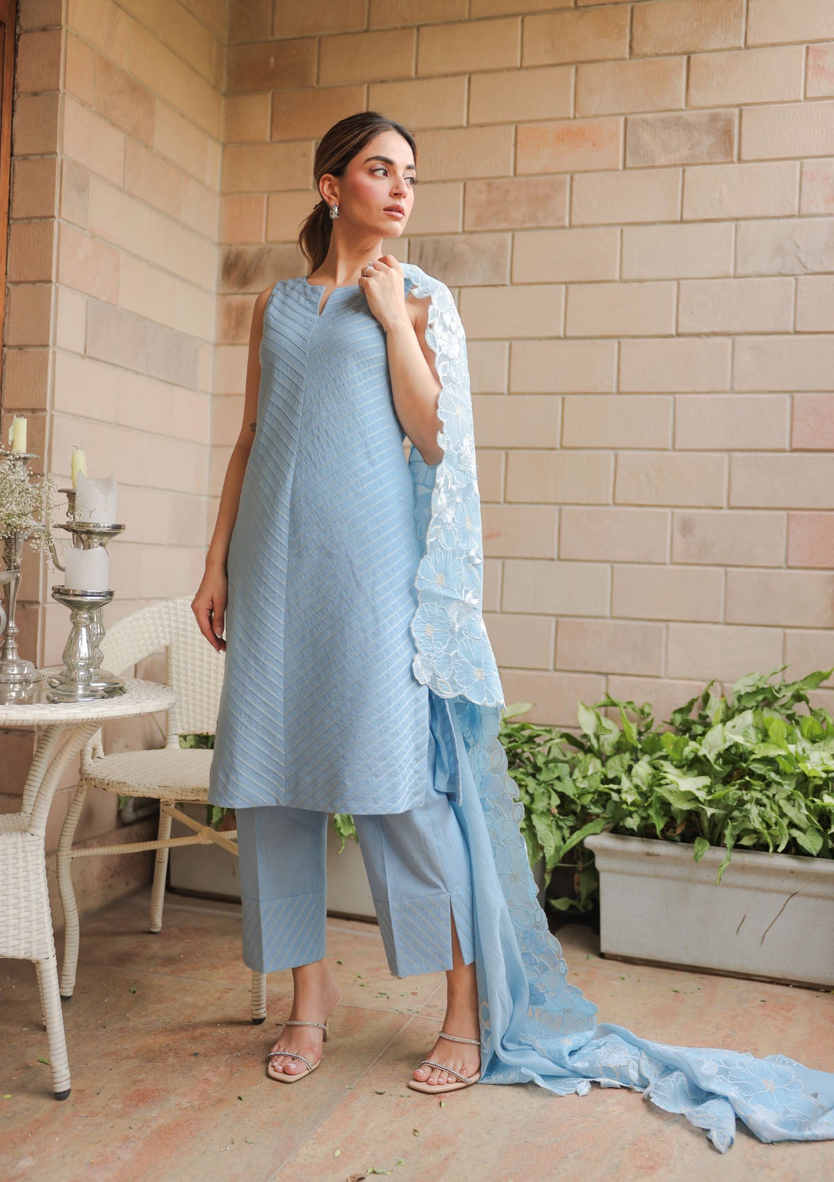 Ice Pintuck Embellished Kurta Set