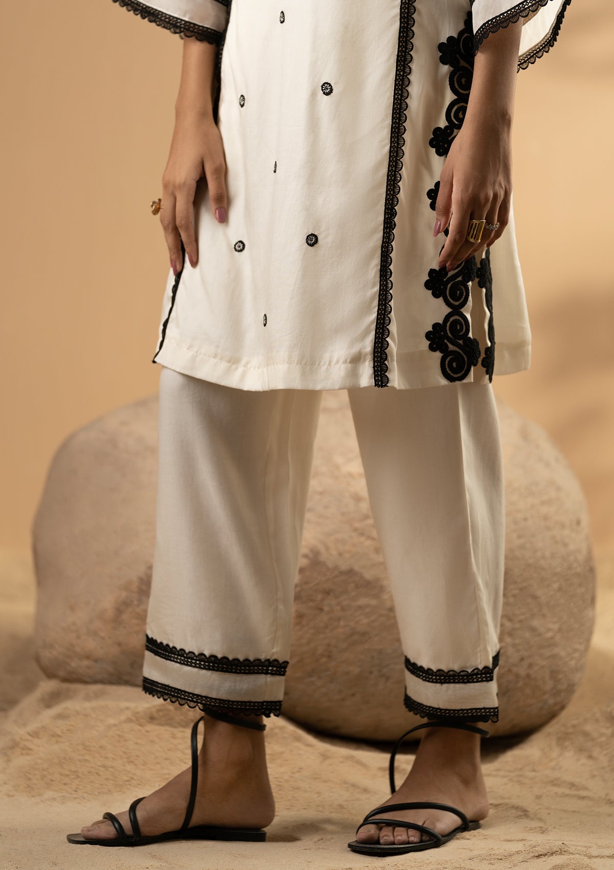 Mitali Wadhwa in Ivory Lace Applique Kurta Set