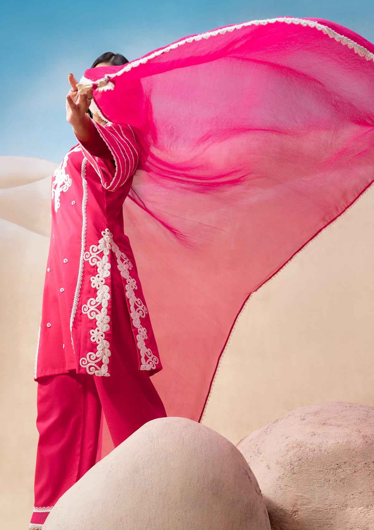 Peony Lace Applique Kurta Set