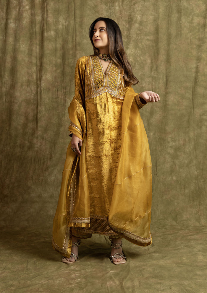 Honey Velvet Mughal Yoke Kurta Set