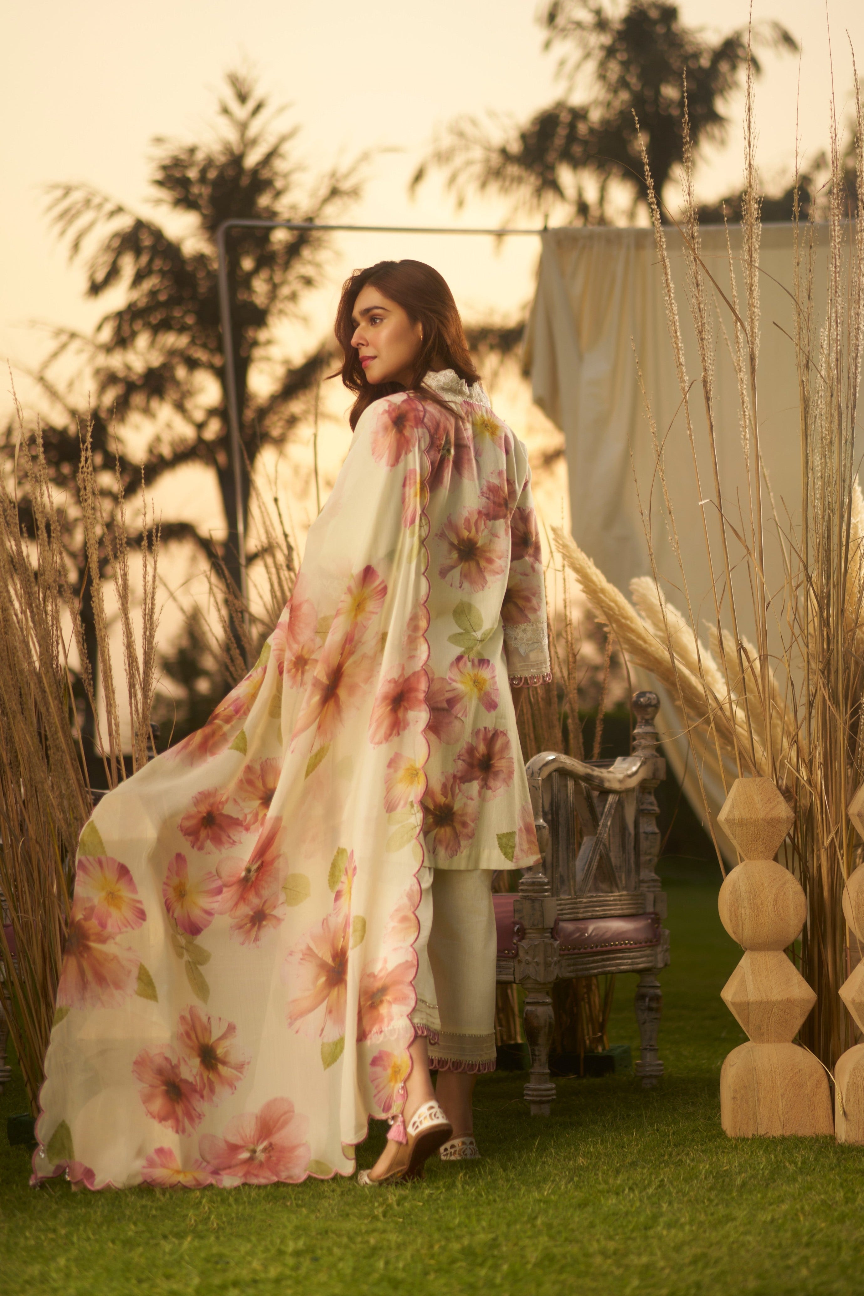 Suhani Ivory Cutwork Kurta Set
