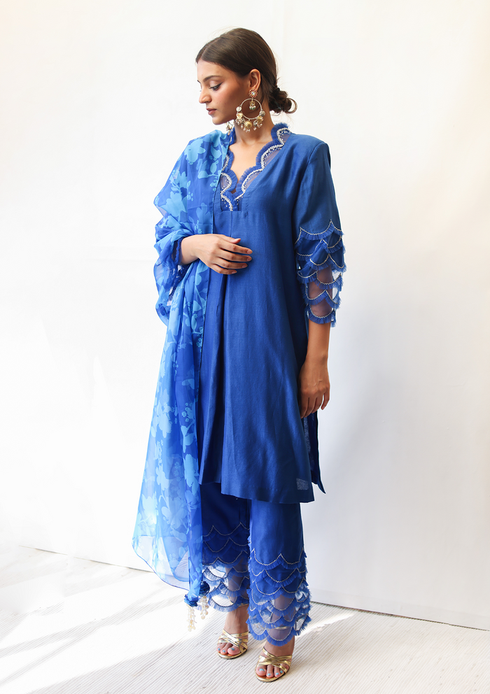 Bagh Sapphire Scalloped Kurta Set