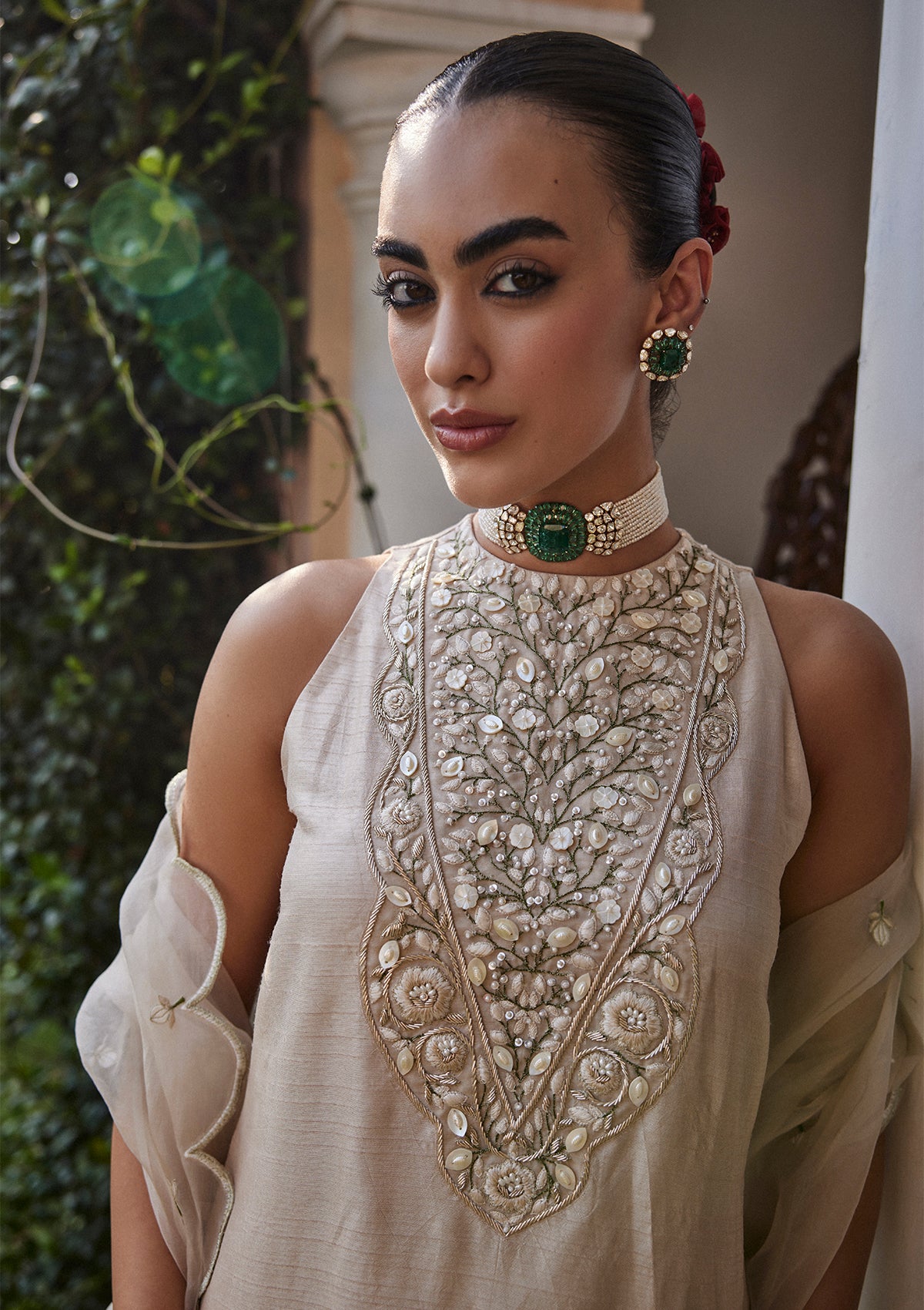 Taupe Mogra Farshi Set