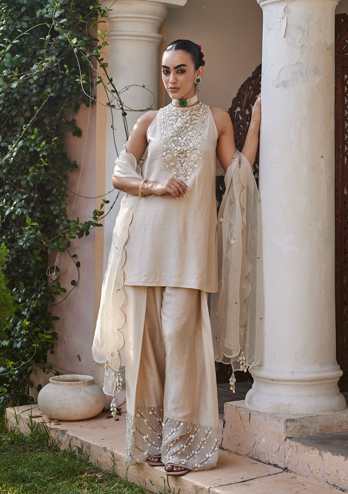 Taupe Mogra Farshi Set