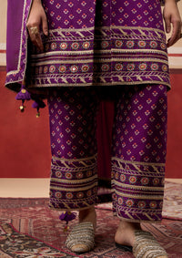 Ira Plum Kurta Set