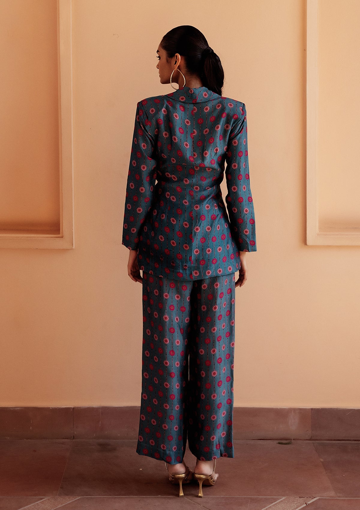 Nazreen Teal Knotted Blazer Set