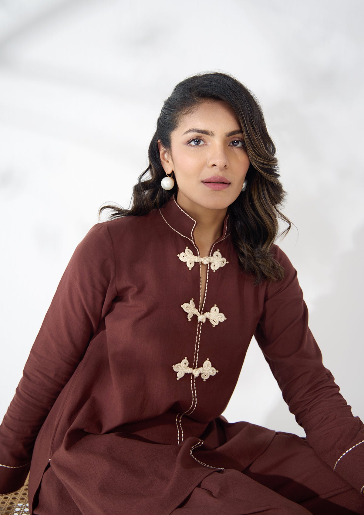 Mocha Mandarin Knotted Set