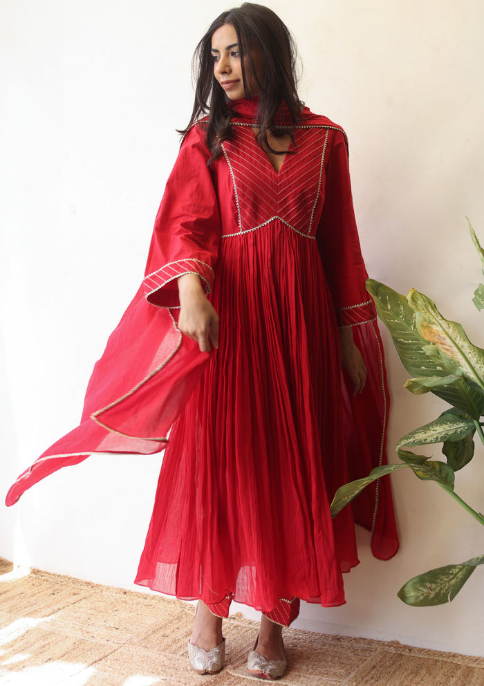 Crimson Mulmul Crushed Anarkali Set