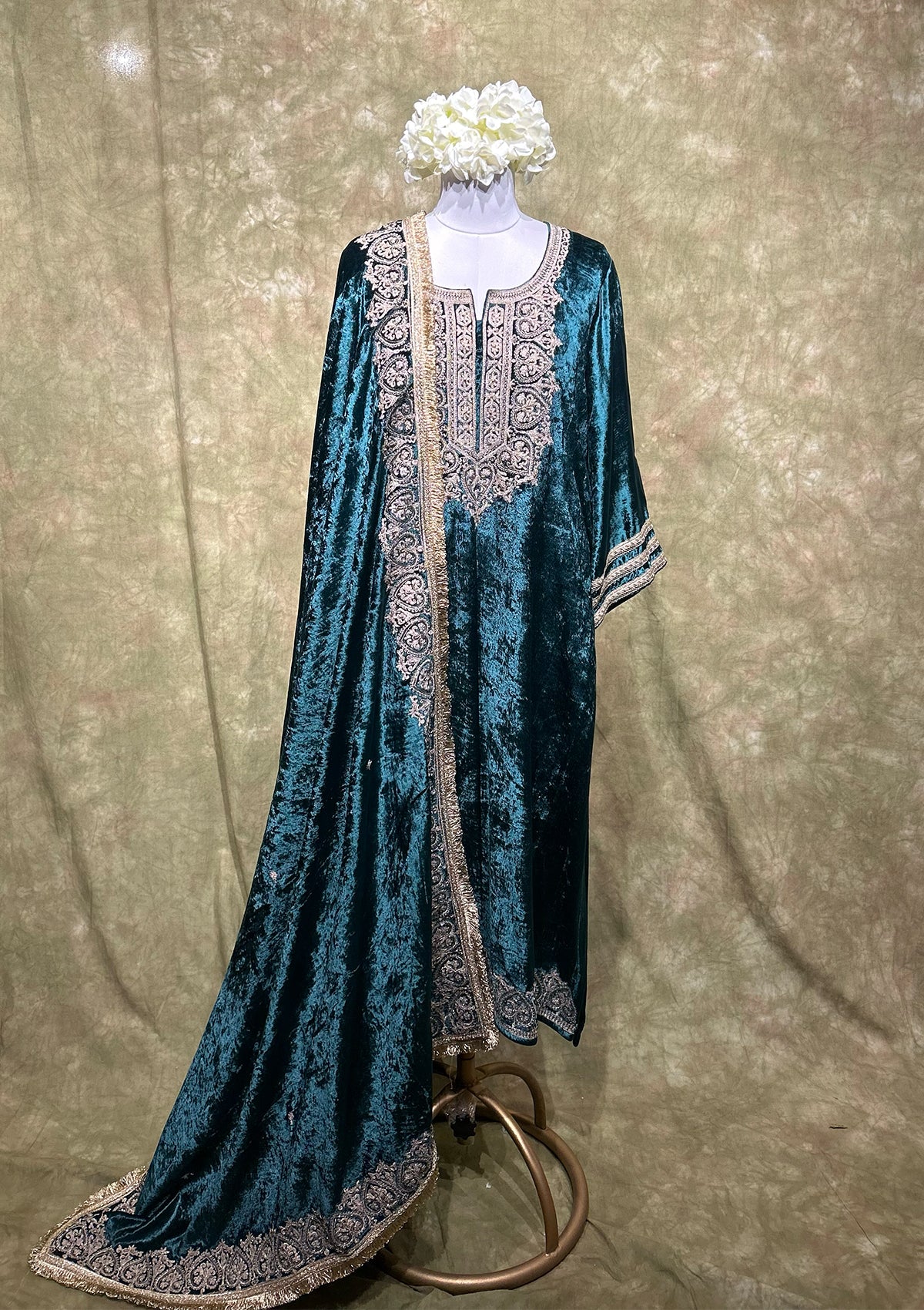 Teal Embroidered Velvet Kurta Set