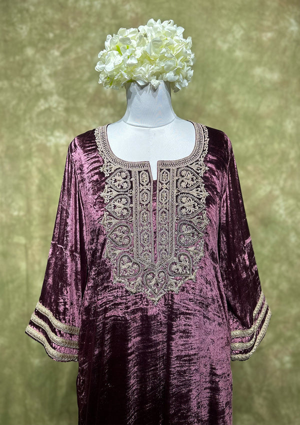 Mauve Embroidered Velvet Kurta Set