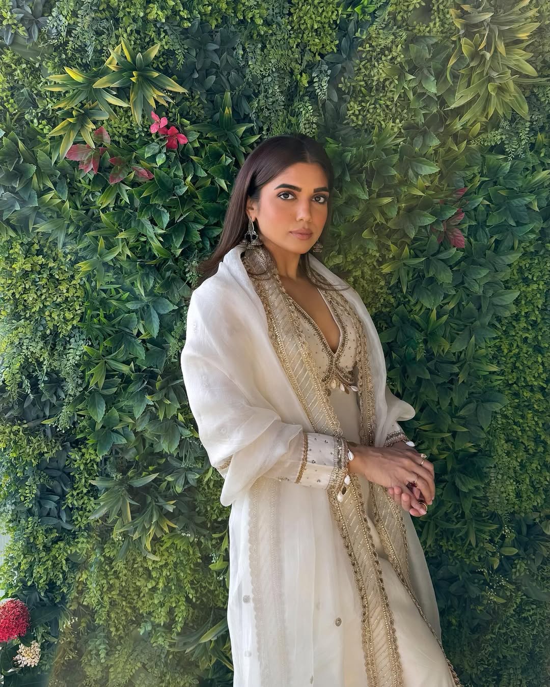 Samiksha Pednekar in Ivory Kurta Set