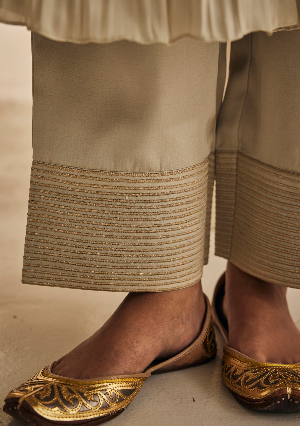 Cloud Dilli Anarkali Set