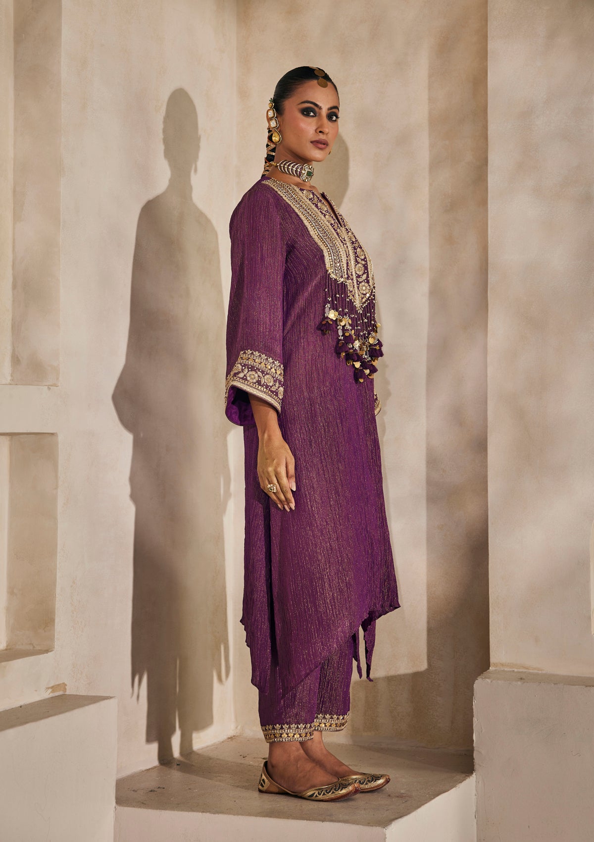 Amethyst Gulmarg Pheran Kurta Set