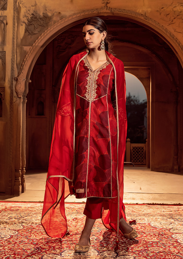 Khizan Ruby Embroidered Kurta Set